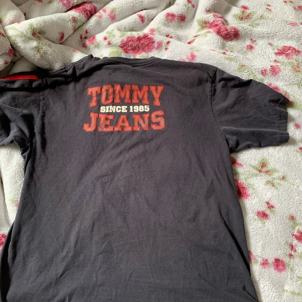 Vintage Tommy Hilfiger T-shirt